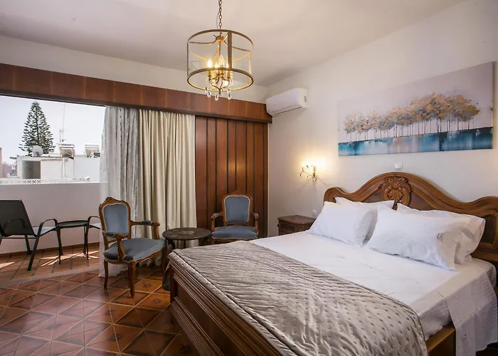 Luciana * Rhodes City