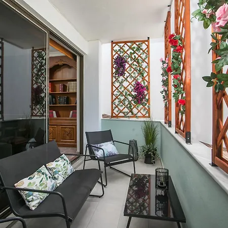 Luciana Apartment *